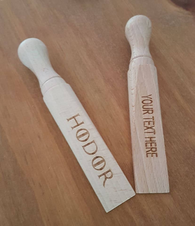 Game Of Thrones HODOR wood door wedge. - LaserGiftsuk